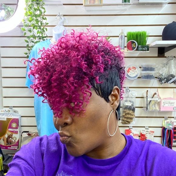 Custom (Wig) unit glue in unit (NOT stitched) circumference 22 in size(med) - Picture 4 of 5